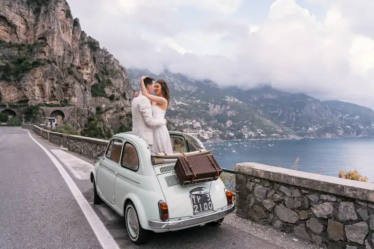 Vintage car photoshoot for destination wedding in Sorrento and Positano