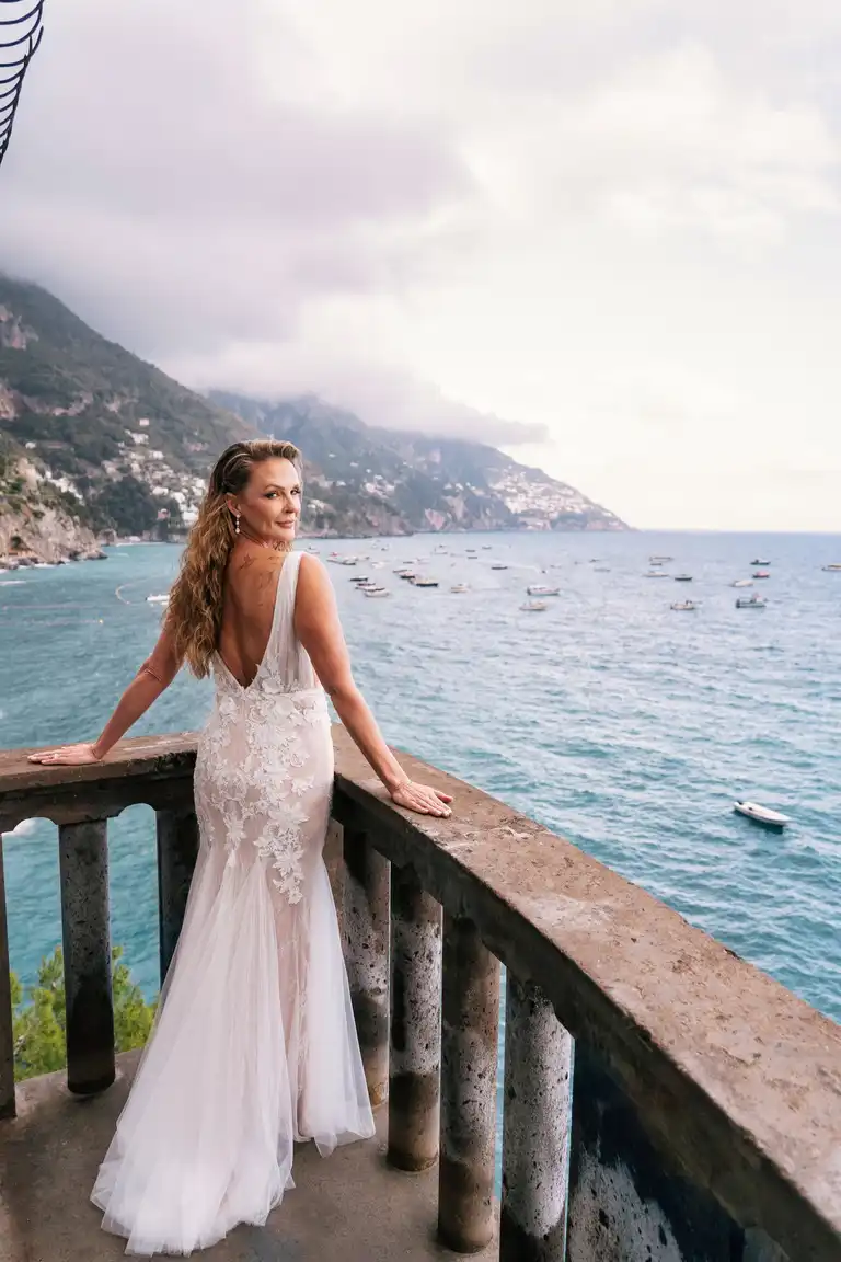 Destination wedding Torre Trasita overlooking Positano